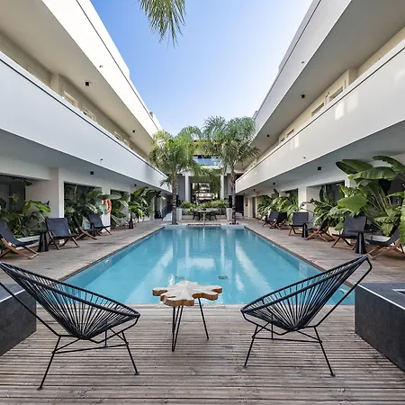More Meni Residence & Suites-2