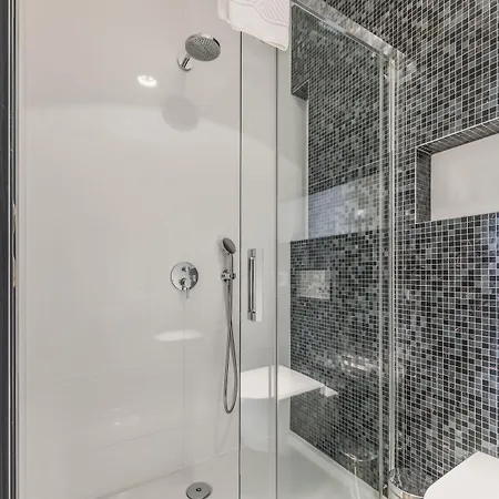 Starlight Luxury Rooms-2