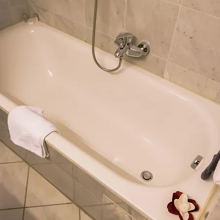 SOHO Private Zimmer&Rooms Im Herzen der Altstadt-3