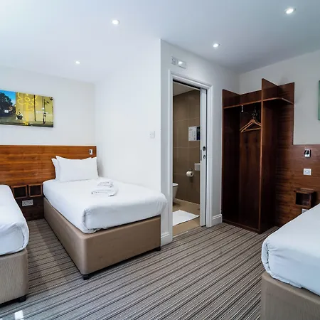 Chelsea Guest House-3