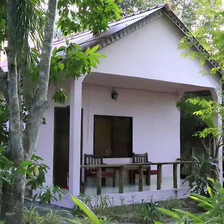 Bird Of Paradise Bungalows-3