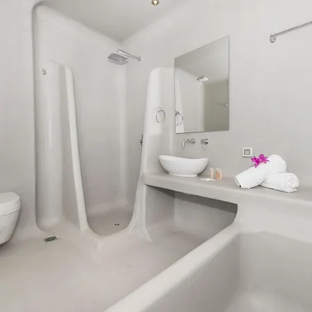 Blue Waves Suites & Apartments-3