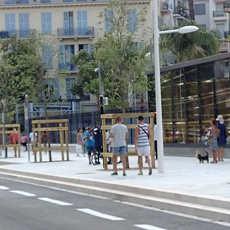 Hotel Victor Hugo Nice-3