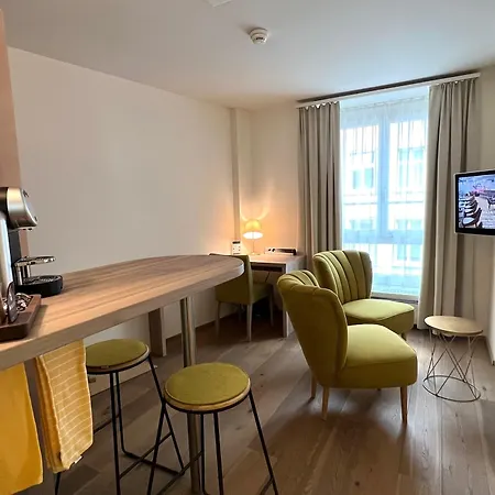 PLATZHIRSCH ZÜRICH - Downtown Boutique Hotel&Sushi Lounge-2