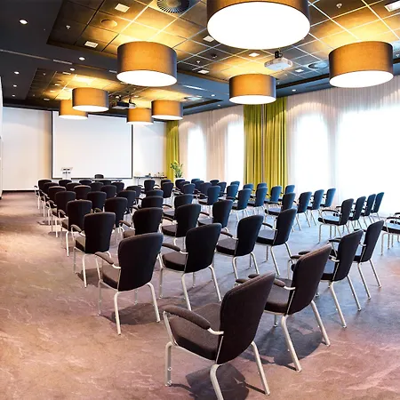 Park Inn By Radisson Leuven-3