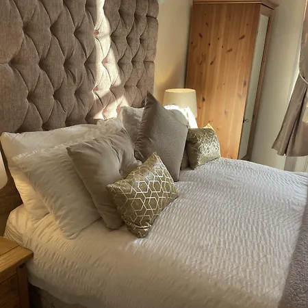 Beechwood Ensuite Guest House-3