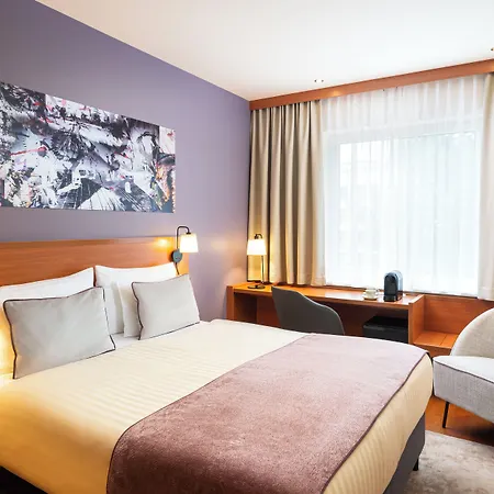 Leonardo Hotel Salzburg City Center-2