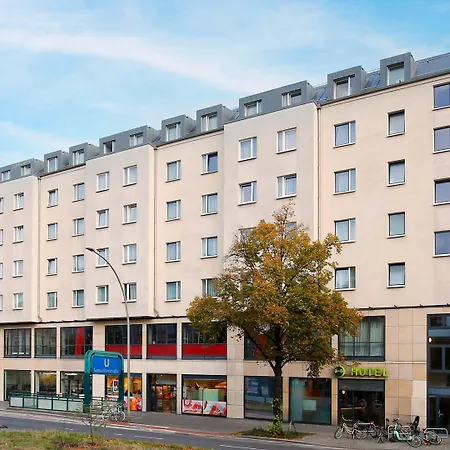 B&B Hotel Berlin City-Ost-3