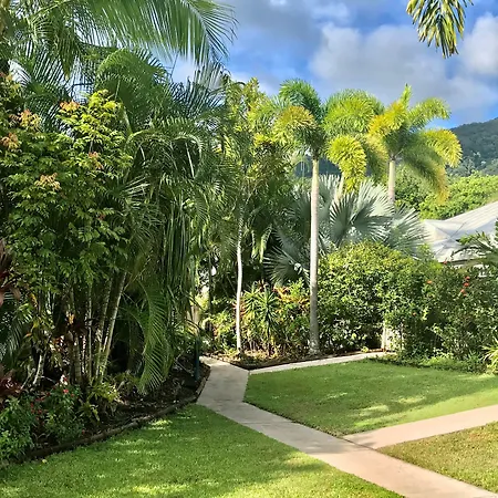 The Villas Palm Cove-Private Pool In Each Villa-2