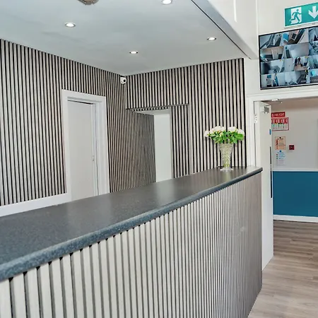 Iveagh Lodge-2