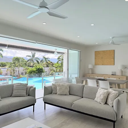 Pool Resort Port Douglas-3
