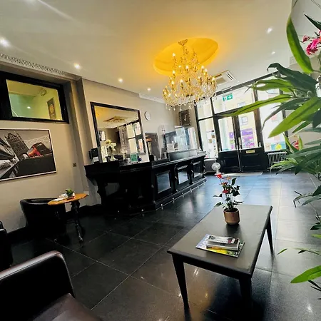 Bridge Park Hotel-3
