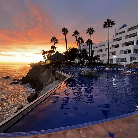 Las Rocas Resort&Spa-2