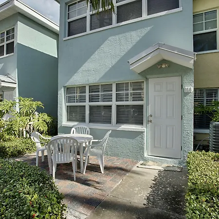 Barefoot Beach Resort-2