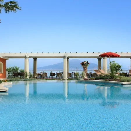 Grand Hotel Royal-3