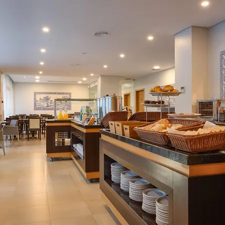 Tryp By Wyndham Porto Centro Hotel-3