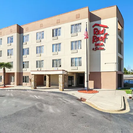 Red Roof Inn & Suites Fayetteville-Fort Bragg-3