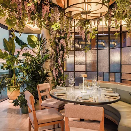 Anantara Plaza Nice Hotel - A Leading Hotel Of The World-3
