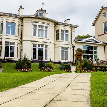 The Devonshire House Hotel-Free Parking-2