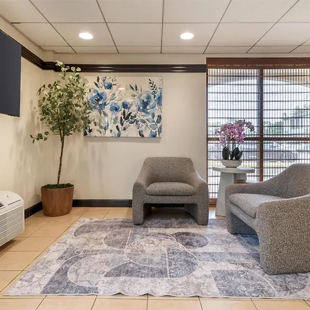 Surestay Hotel By Best Western East Brunswick-3