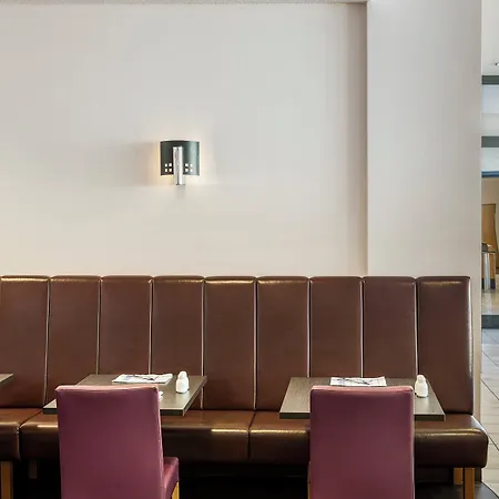 Hotel Freiburg City Center By Leonardo Hotels-2