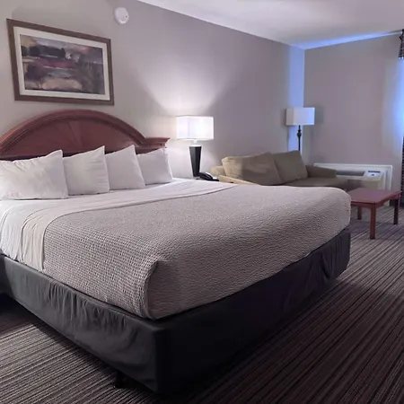 Ramada By Wyndham London-3