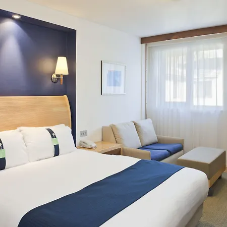Holiday Inn Ashford Central By Ihg-3