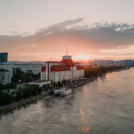 Hilton Vienna Waterfront-2