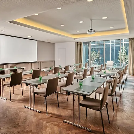 Crowne Plaza Vienna By Ihg-2