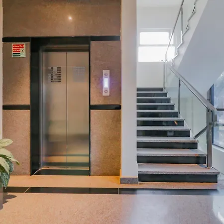 Hotel O Langford Suites-2