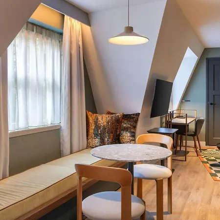 Renaissance Amsterdam Hotel-2