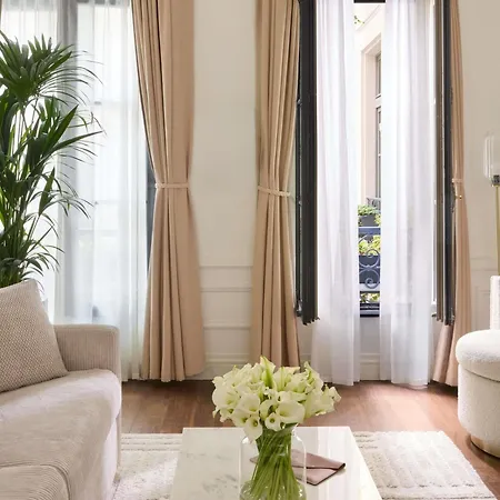 Maison Delano Paris-2