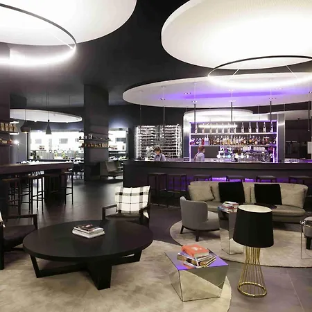 Novotel Basel City-3