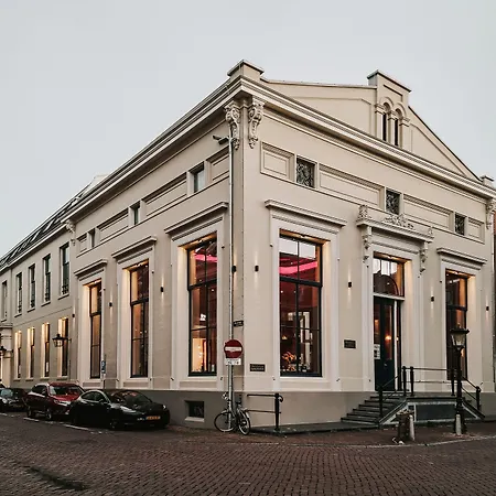 The Nox Hotel-2