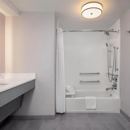 Homewood Suites By Hilton Fresno-2