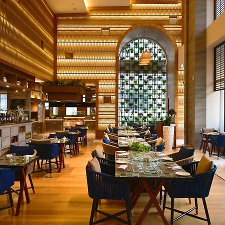 Crowne Plaza Dubai Marina By Ihg-3