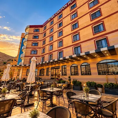 Petra Canyon Hotel-3