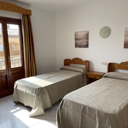 Hostal Can Gallu-2