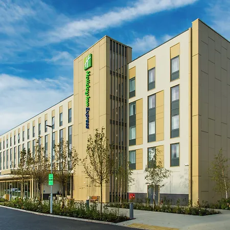 Holiday Inn Express - Bicester By Ihg-3