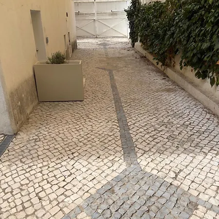 Lisbon City Villa-3