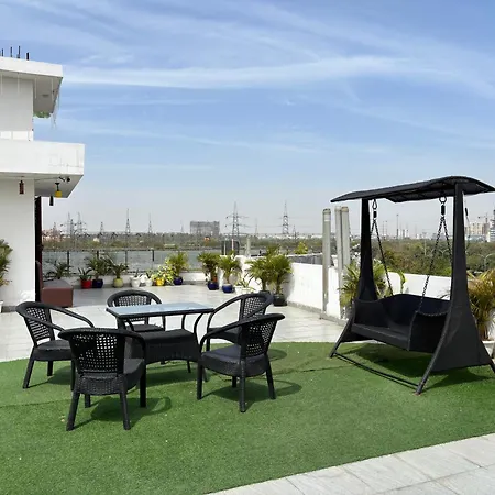 Hotel Divine India Noida Sector 135-3