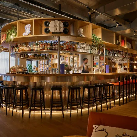 The Social Hub Amsterdam City Extended Stay-3