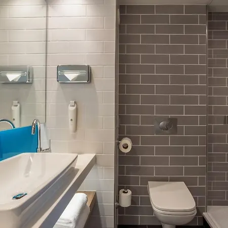 Holiday Inn Express - Barrow-In-Furness & South Lakes By Ihg-3