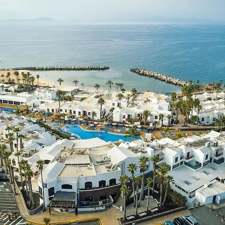 Flamingo Beach Resort-3