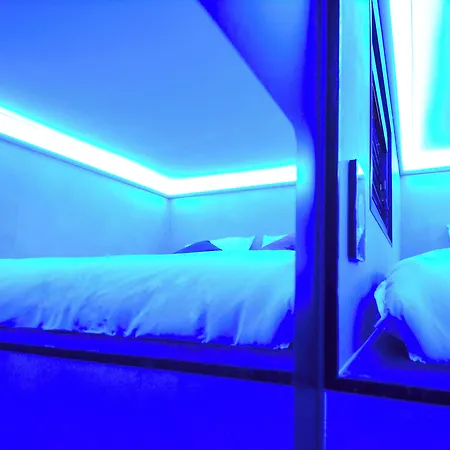 The Hyve Capsule Amsterdam-2
