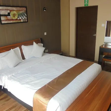 We Hotel And Suites-3