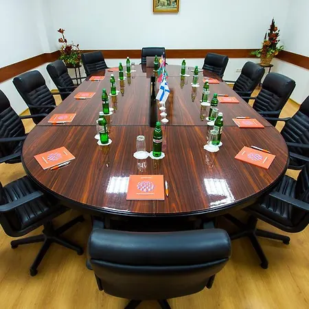 Conference Hotel Suputnyk-3