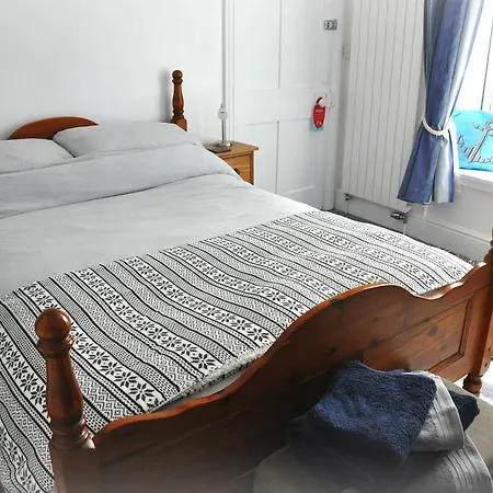 Gordon House B & B-3