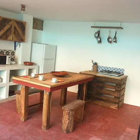La Choza Guesthouse-3