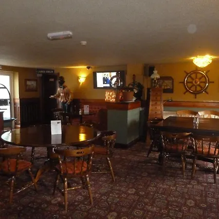 The Boat And Anchor Inn-3